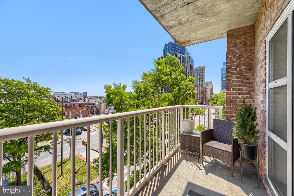 250 President Street, Unit 211 Baltimore, MD 21202 - Photo 20 of 63