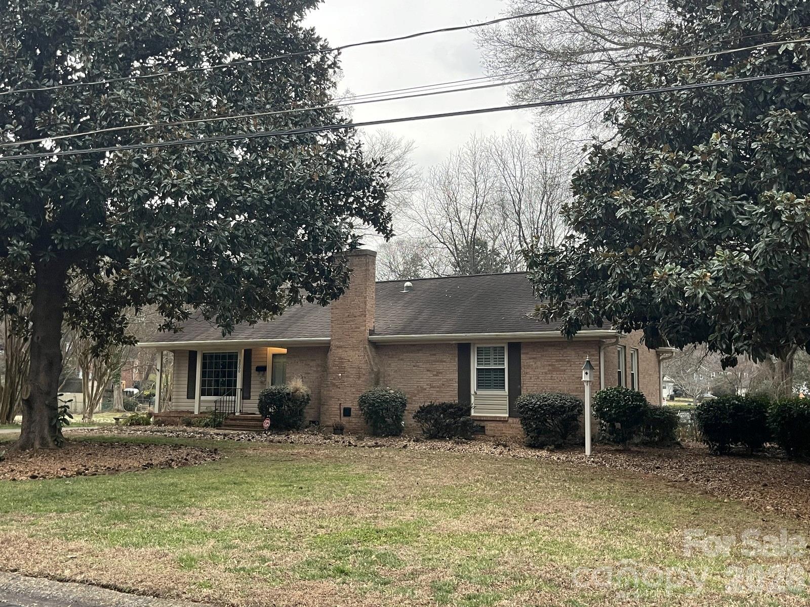 2800 Spring Valley Road Charlotte, NC 28210 - Photo 2 of 31 front view of a house with a yard