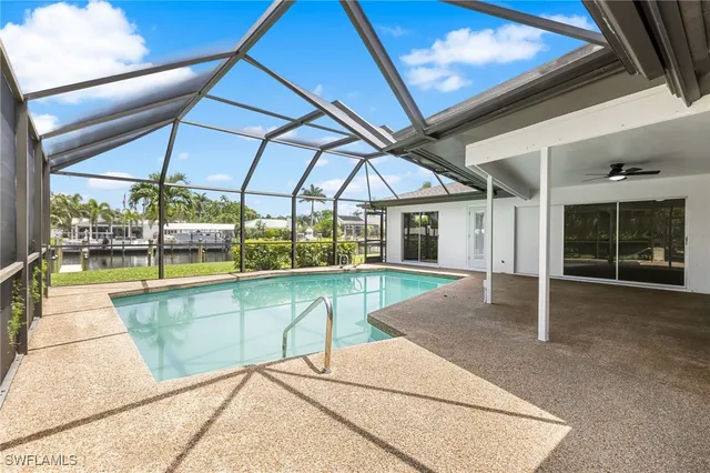 a house view with a outdoor space