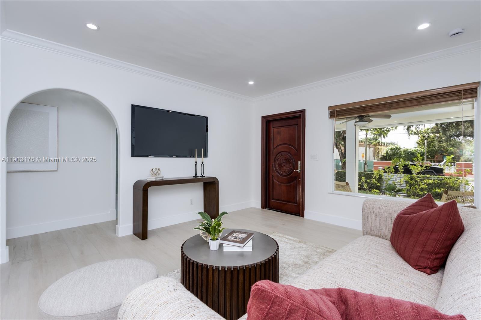 431 Southwest 20th Road Miami, FL 33129 - Photo 12 of 41