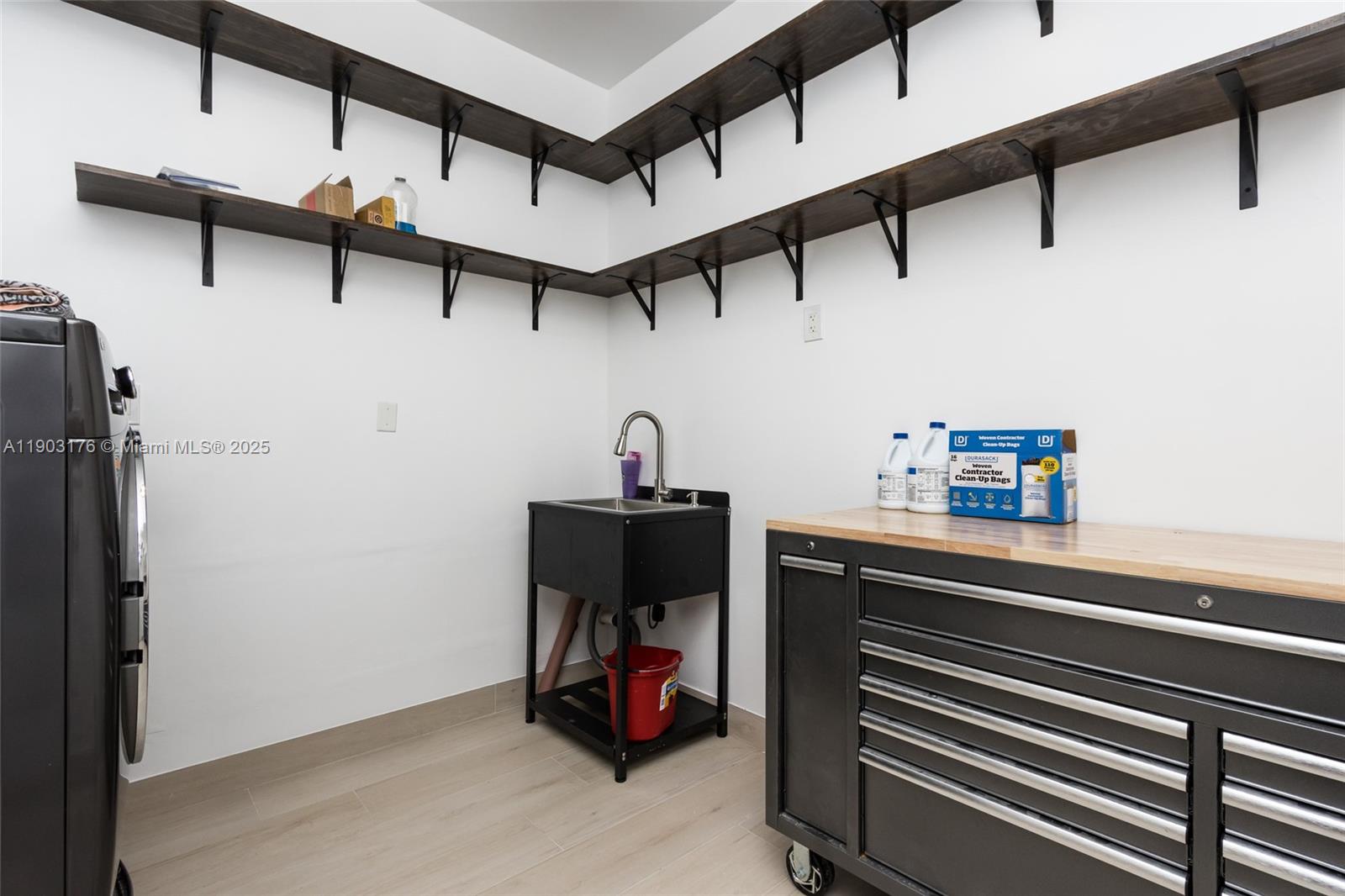431 Southwest 20th Road Miami, FL 33129 - Photo 32 of 41