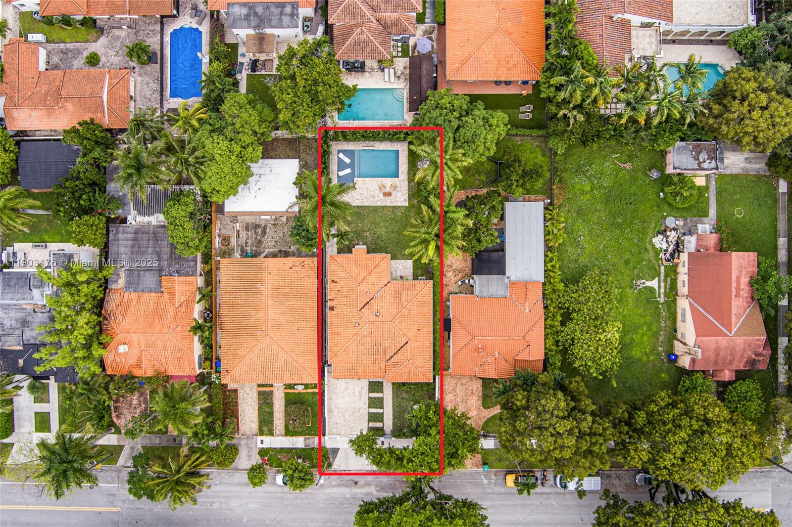 431 Southwest 20th Road Miami, FL 33129 - Photo 39 of 41