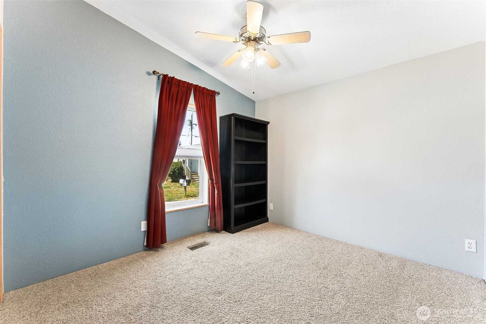 10900 Kuhlman Road Southeast, Unit 50 Olympia, WA 98513 - Photo 14 of 20 Gallery Image 14