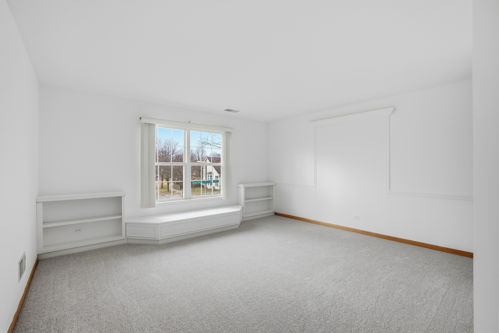 2812 Stuart Kaplan Court Aurora, IL 60503 - Photo 23 of 34 a view of an empty room with a window