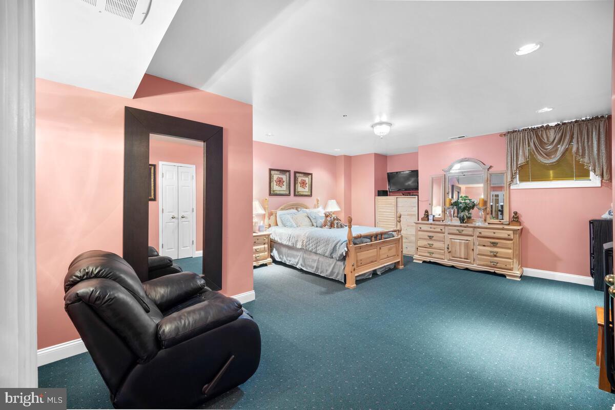 6705 Robinia Road Temple Hills, MD 20748 - Photo 33 of 41 Gallery Image 33