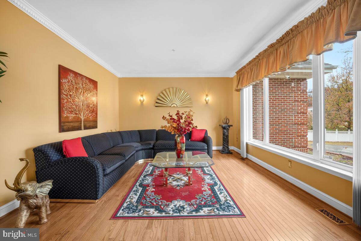 6705 Robinia Road Temple Hills, MD 20748 - Photo 10 of 41 Gallery Image 10