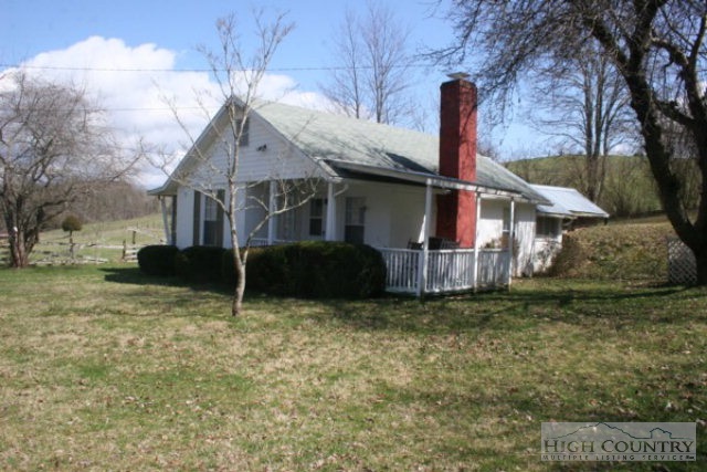 409 Robe Shull Road Mountain City, TN 37683 - Photo 1 of 12 Gallery Image 1