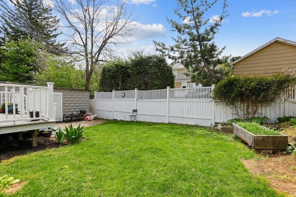 15 Hurd Road, Unit 15 Belmont, MA 02478 - Photo 28 of 32 Gallery Image 28