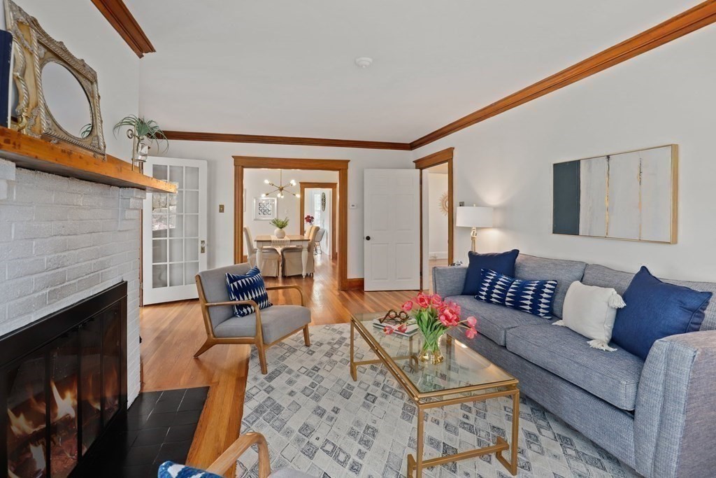 15 Hurd Road, Unit 15 Belmont, MA 02478 - Photo 10 of 32 Gallery Image 10