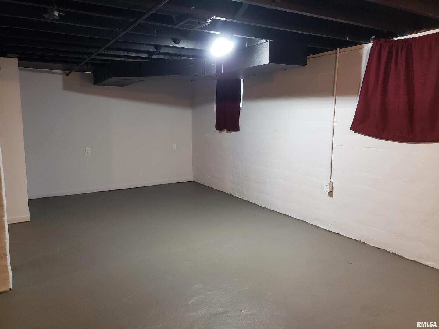 212 44th Street Moline, IL 61265 - Photo 18 of 23 a view of a room with an empty space