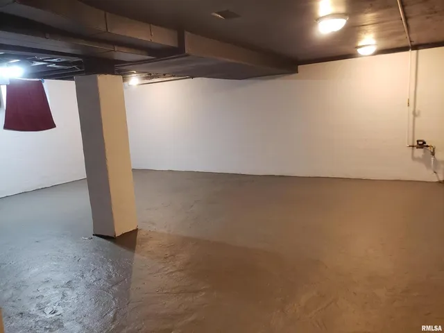 a house with garden in front of it