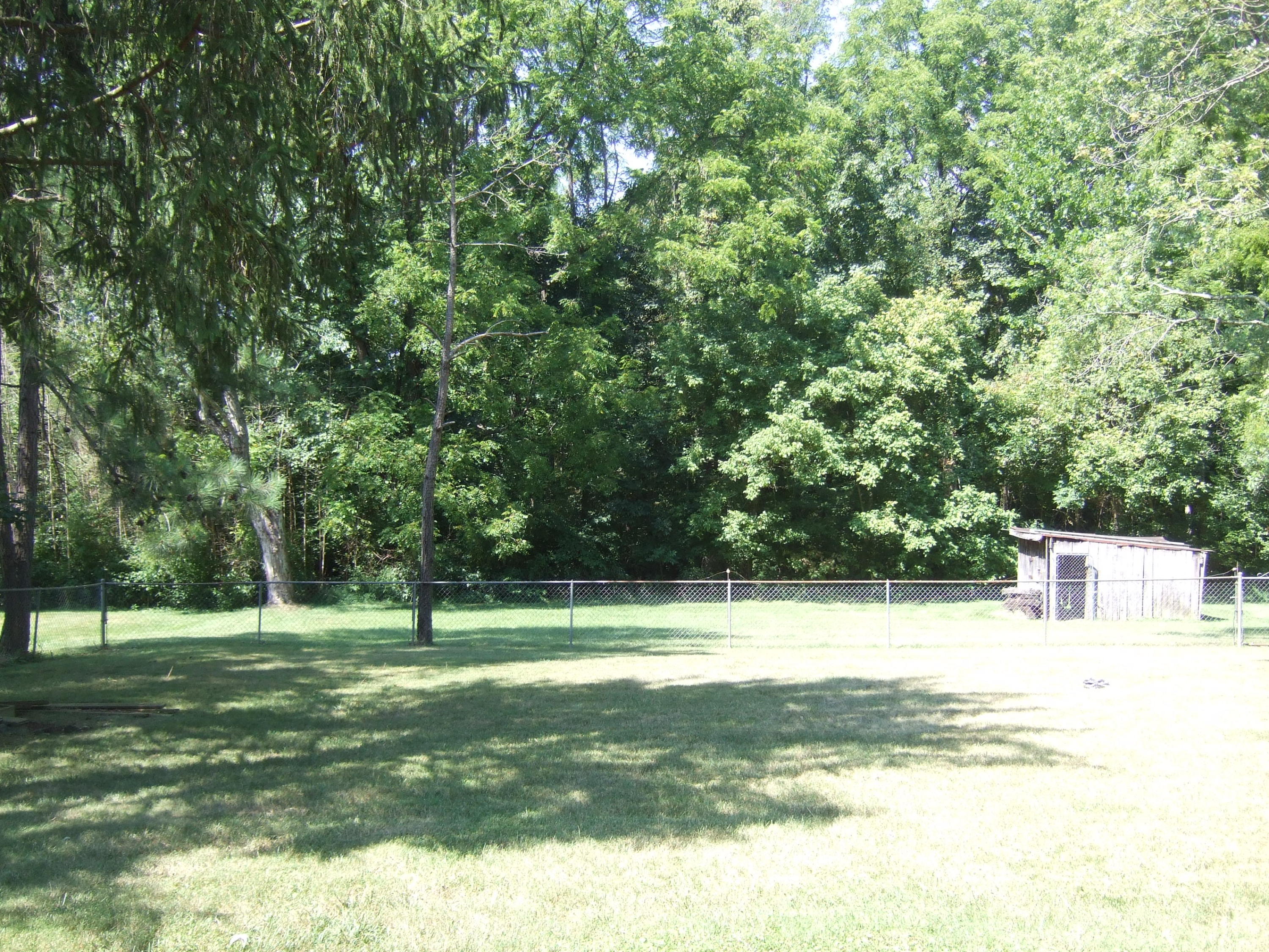 2752 Green Ridge Road Roanoke, VA 24019 - Photo 16 of 17 a view of a yard with a trampoline
