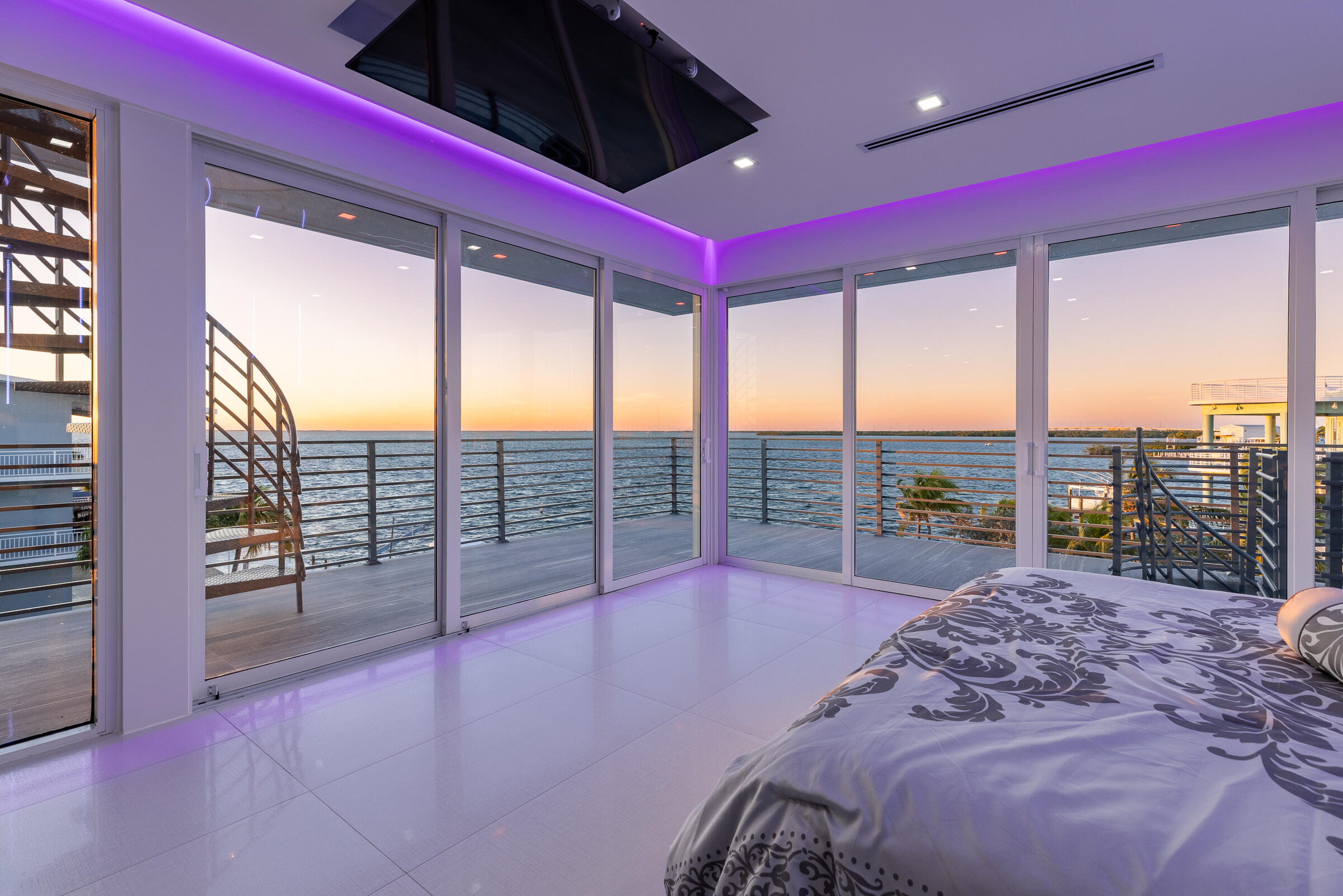 45 Cormorant Drive Key Largo, FL 33037 - Photo 16 of 51 a view of a livingroom with couch