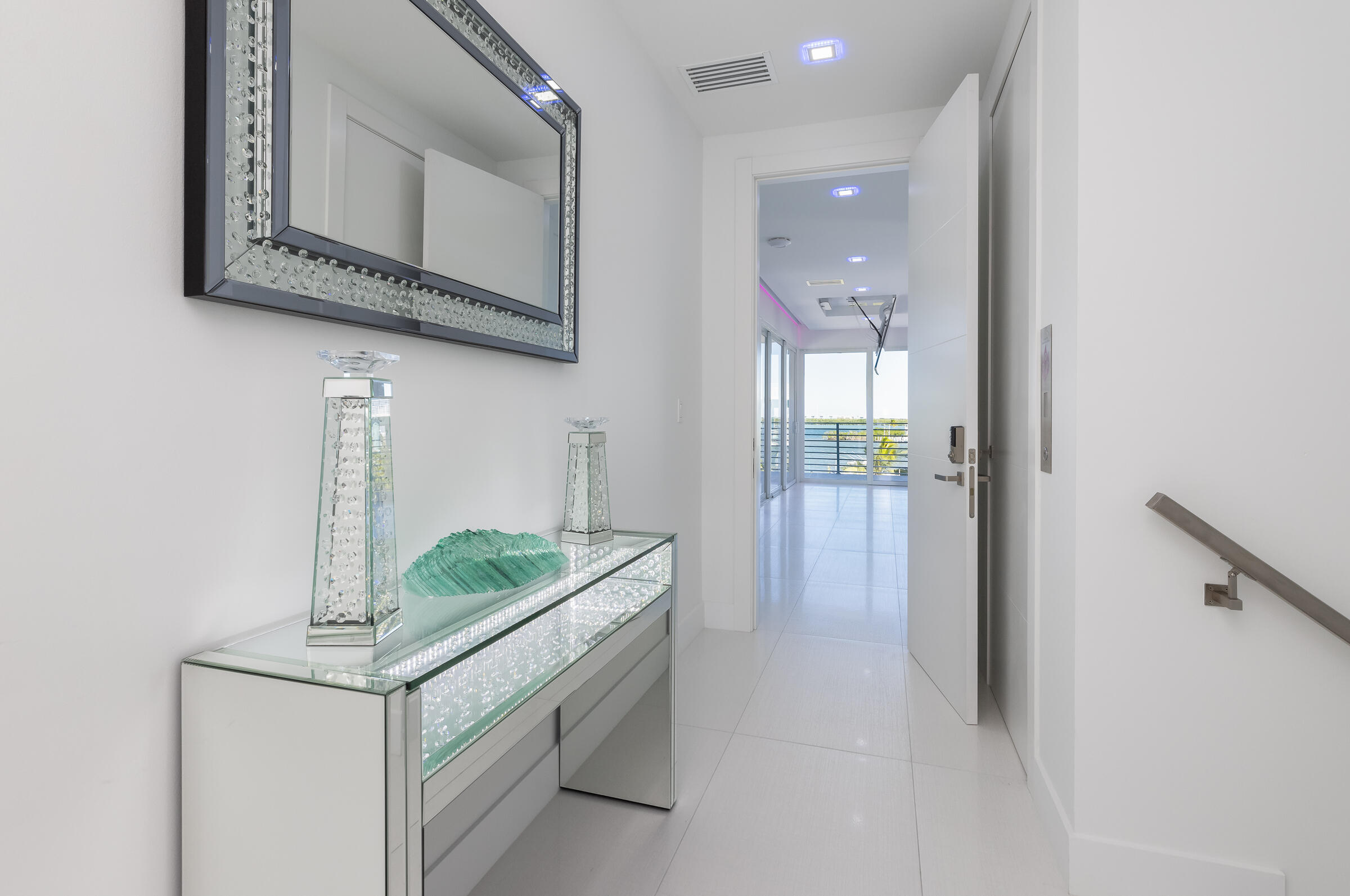 45 Cormorant Drive Key Largo, FL 33037 - Photo 27 of 51 a bathroom with a granite countertop sink and a mirror