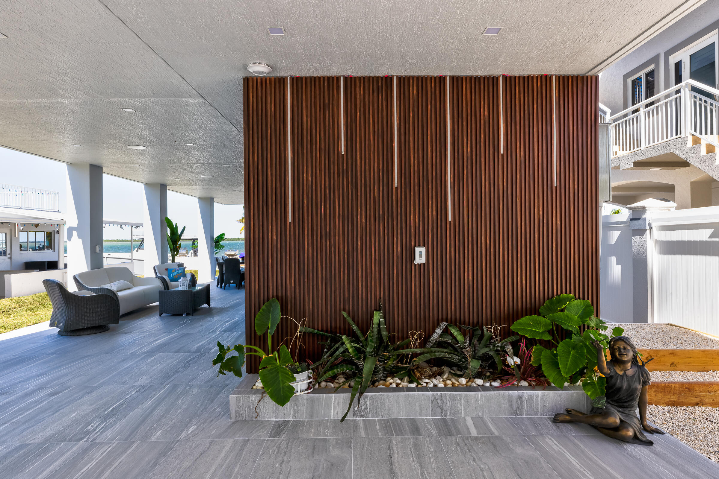 45 Cormorant Drive Key Largo, FL 33037 - Photo 44 of 51 a living room with furniture and wooden floor