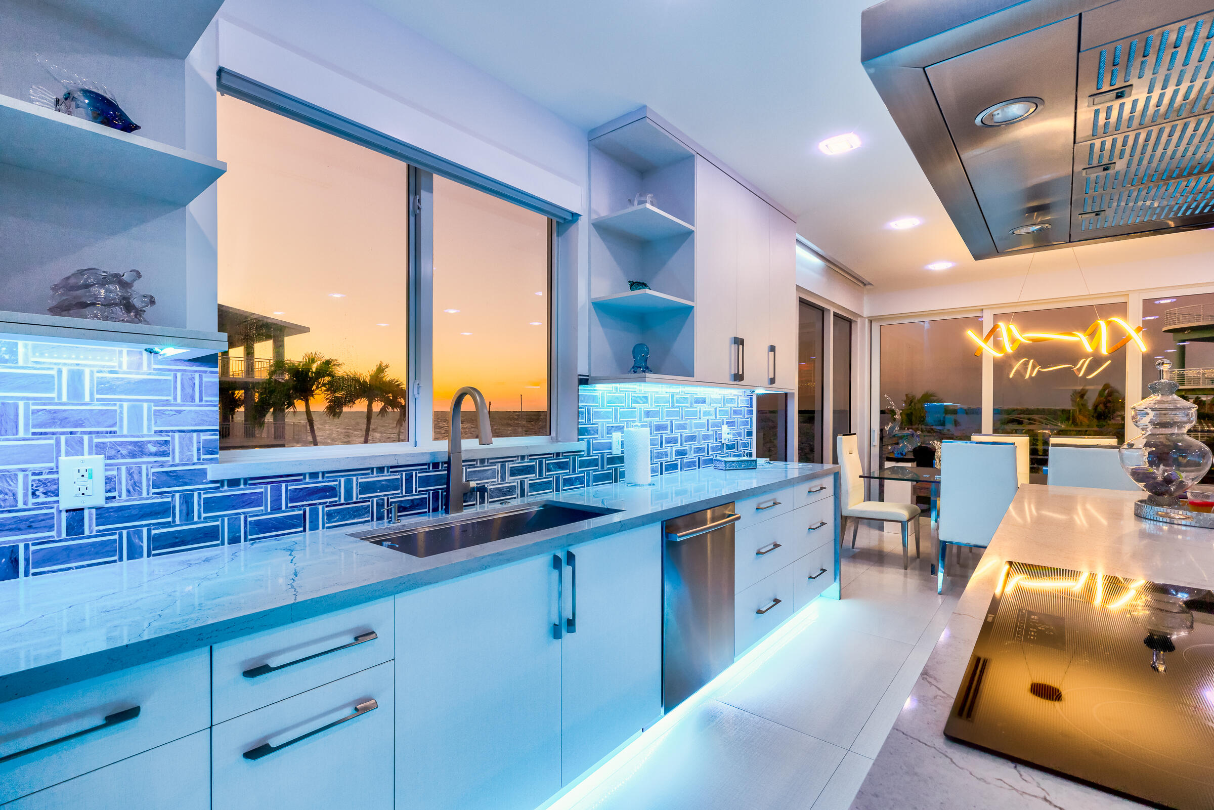 45 Cormorant Drive Key Largo, FL 33037 - Photo 6 of 51 Sunsets from the Kitchen