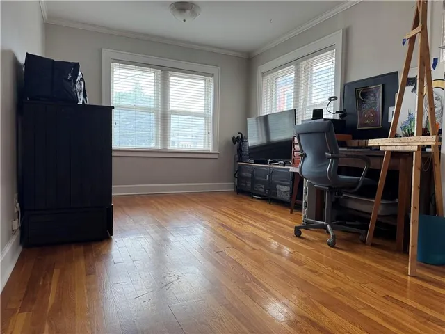 $195,000 | 311 East 43rd Street, Unit 2W, Kansas City, MO 64111