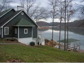 316 Snyder Road Johnson City, TN 37615 - Photo 10 of 12 VIEW OF LAKE FROM SIDE YARD