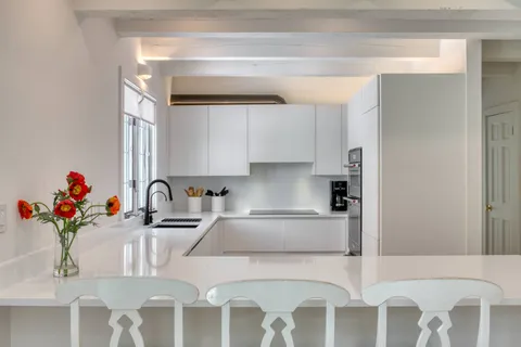 57 Osborne Lane, East Hampton, NY 11937