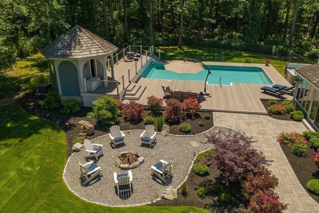 8 Stanton Circle Boxford, MA 01921 - Photo 40 of 42 Gallery Image 40