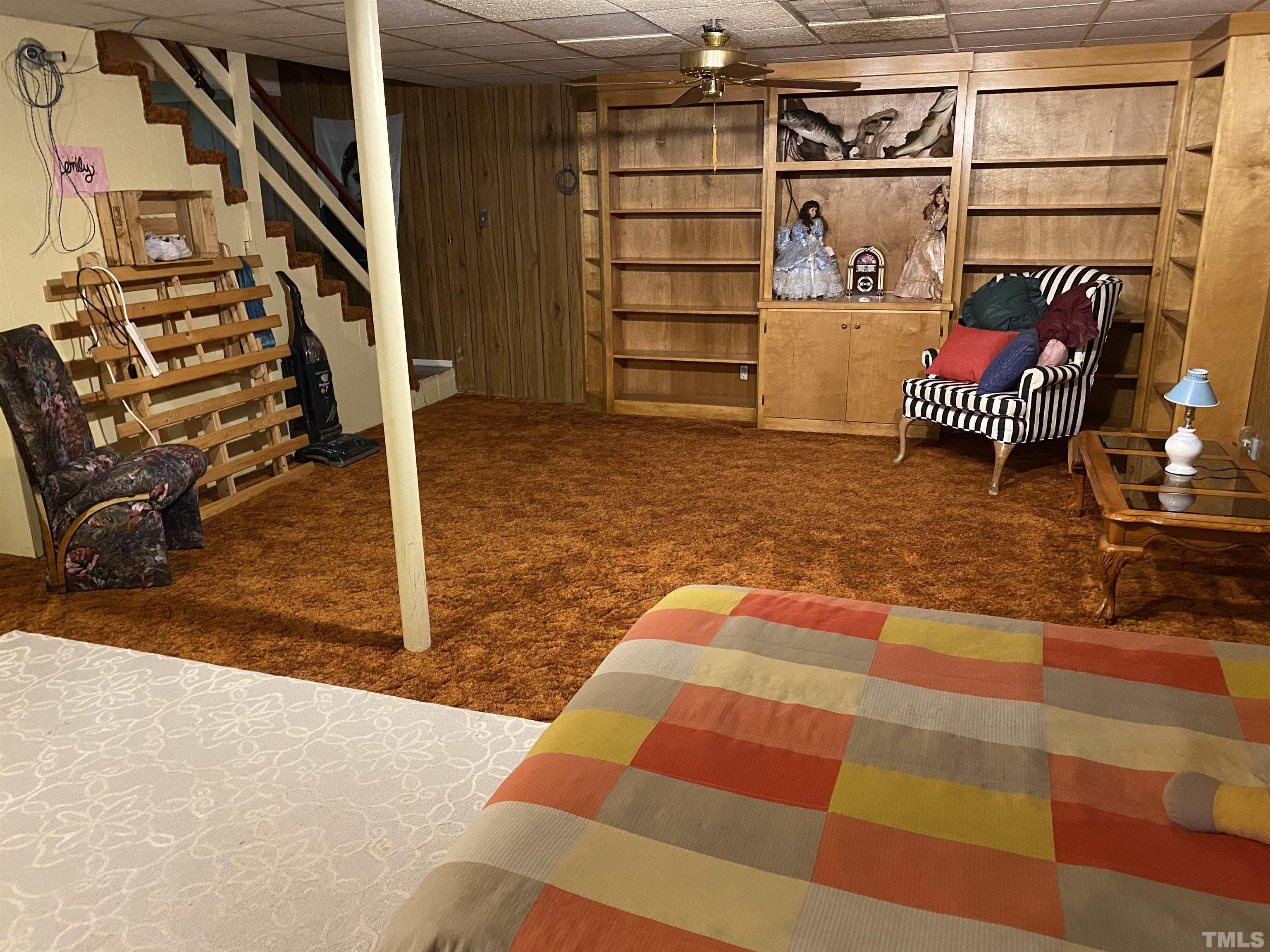 2520 Ardsley Drive Durham, NC 27704 - Photo 19 of 28 a outdoor space with hardwood