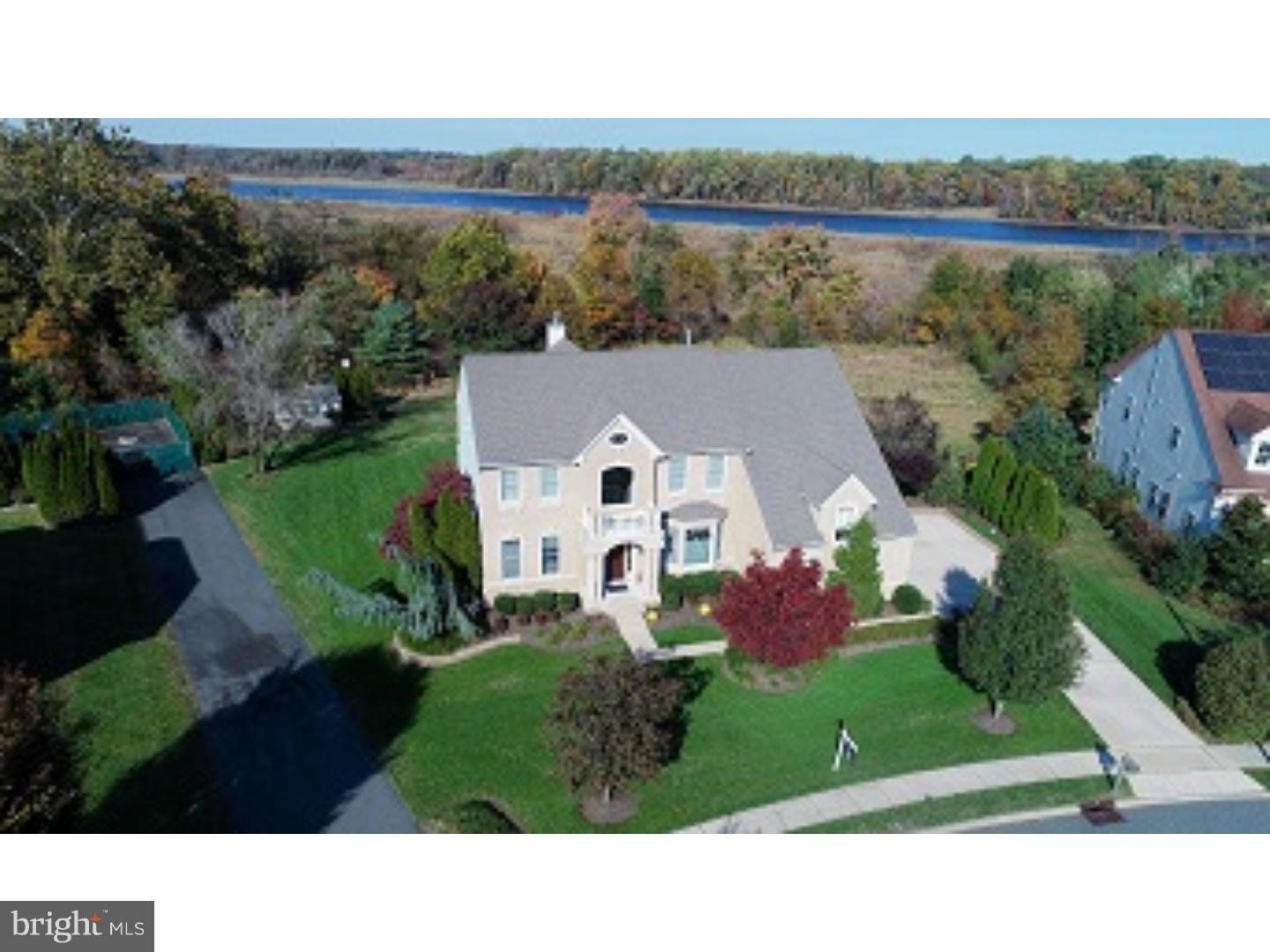 28 Waters Edge Drive Riverside, NJ 08075 - Photo 2 of 24