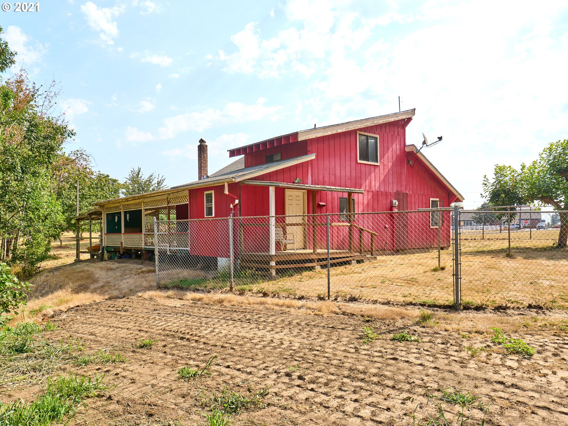 5696 South Whiskey Hill Road Hubbard, OR 97032 - Photo 20 of 30 Gallery Image 20