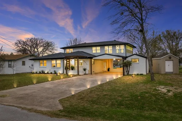 $379,900 | 16030 St Paul Drive, Caney City, TX 75148