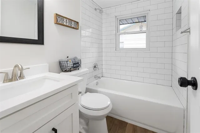 $379,900 | 16030 St Paul Drive, Caney City, TX 75148