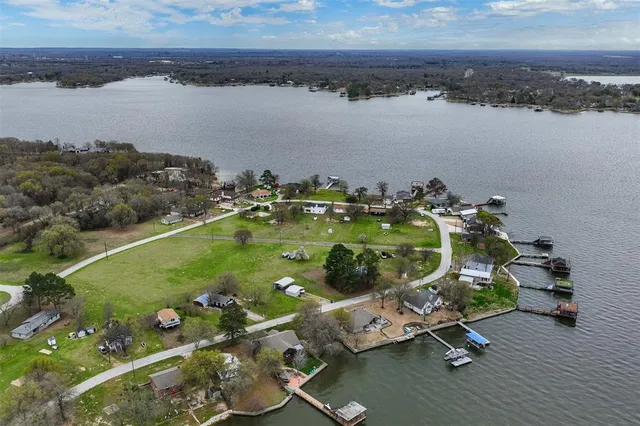 $379,900 | 16030 St Paul Drive, Caney City, TX 75148