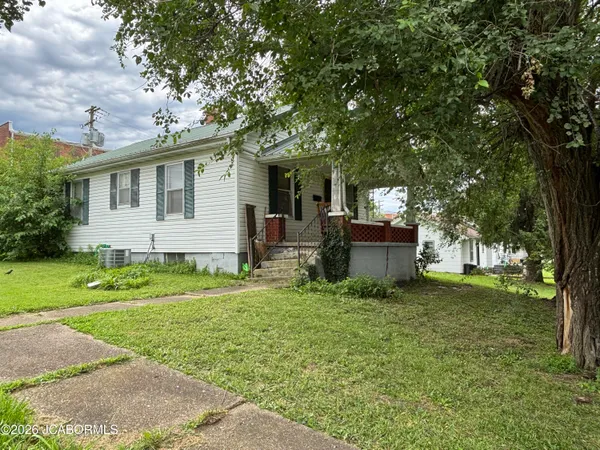 $78,000 | 506 North Oak Street, California, MO 65018