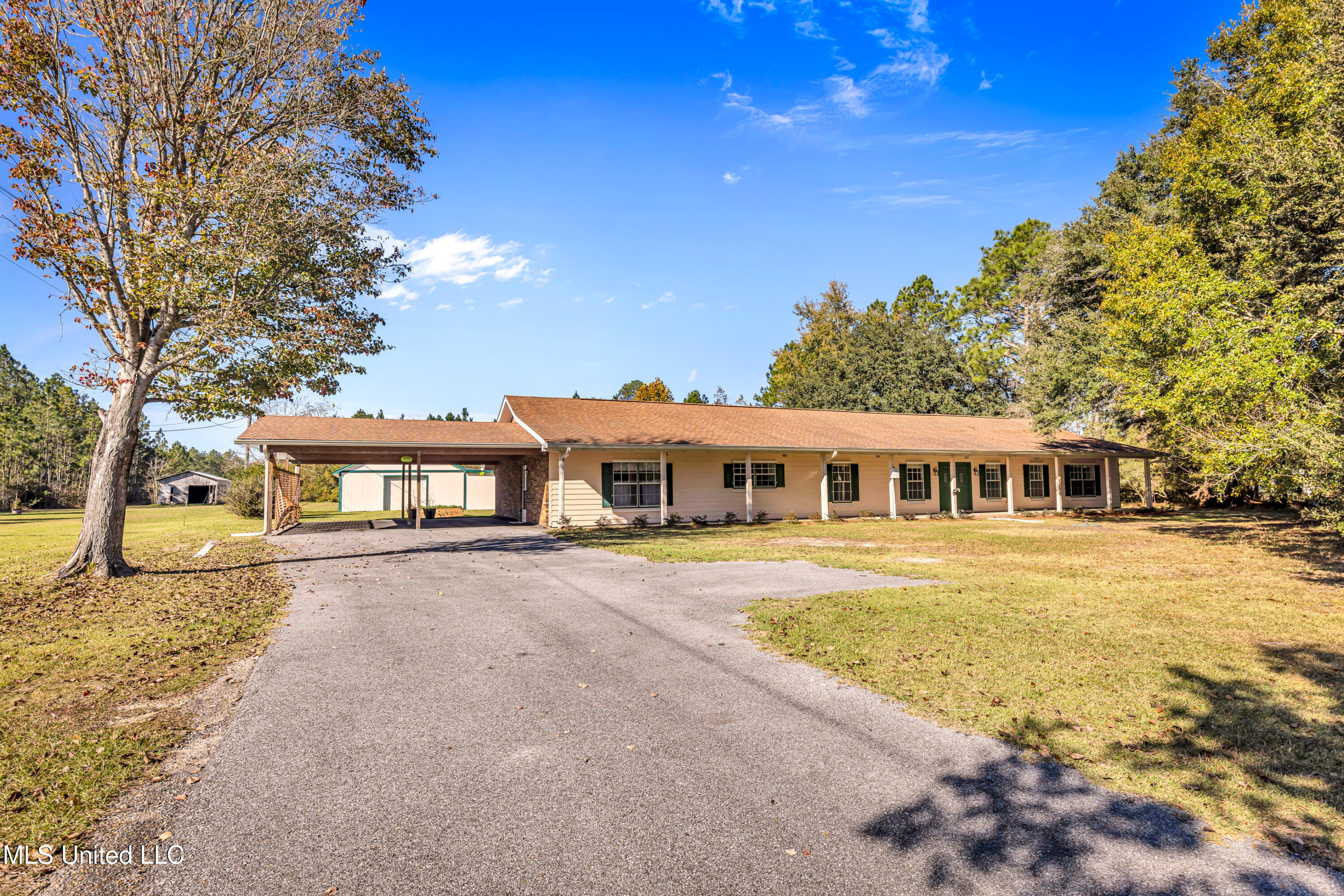 10113 Jordan Road Vancleave, MS 39565 - Photo 1 of 53 Side View of House