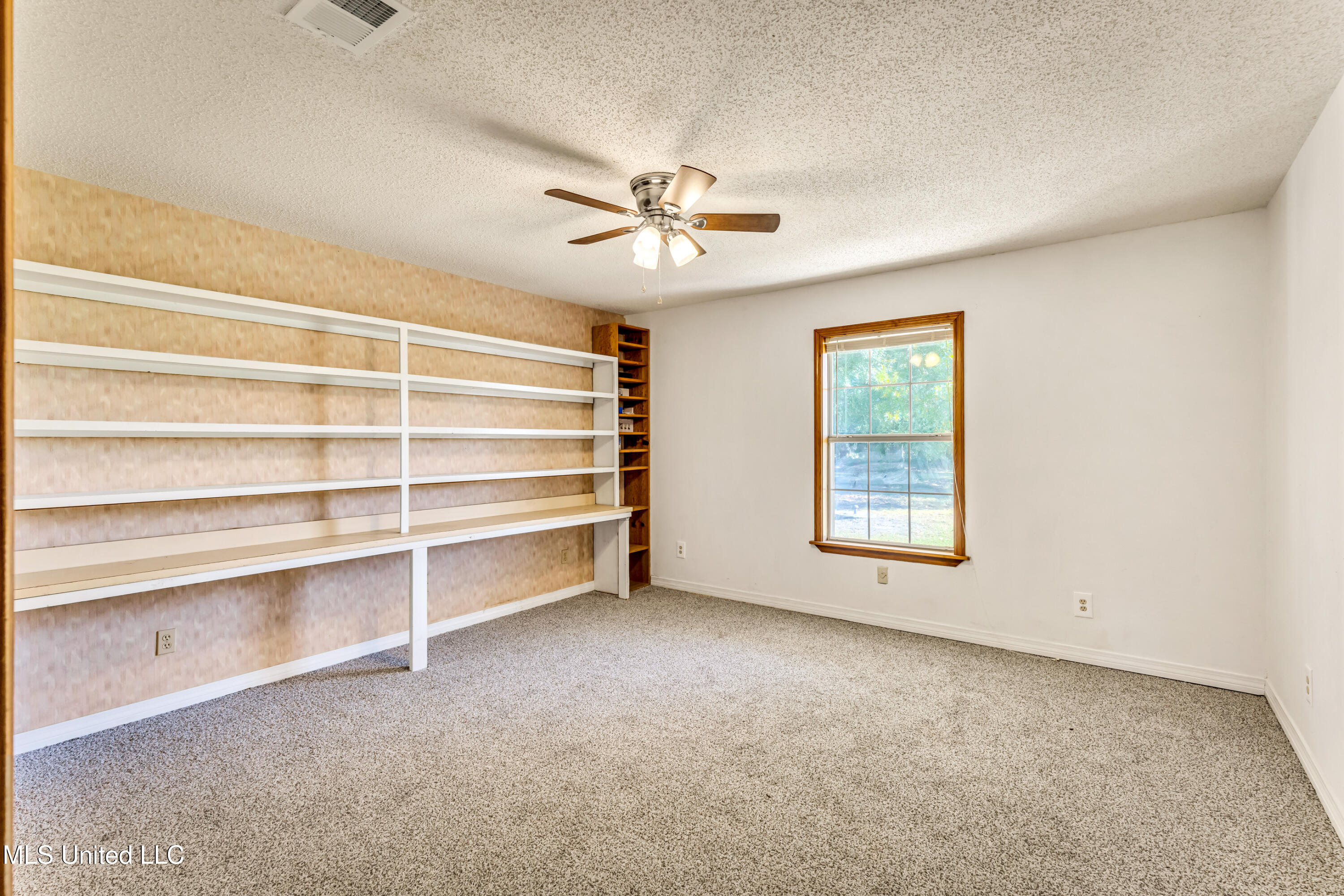 10113 Jordan Road Vancleave, MS 39565 - Photo 29 of 53 Office #1