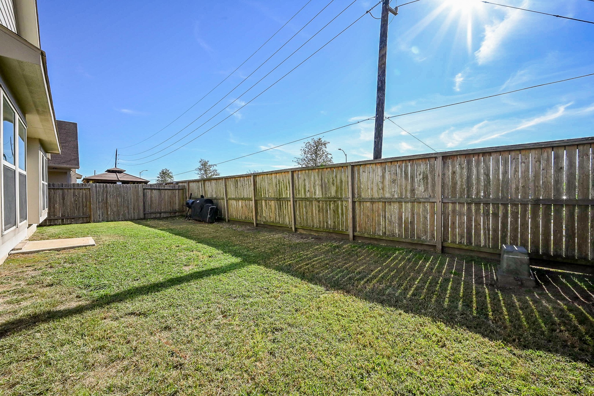 606 Palo ALto Court Rosharon, TX 77583 - Photo 22 of 23 a view of a backyard