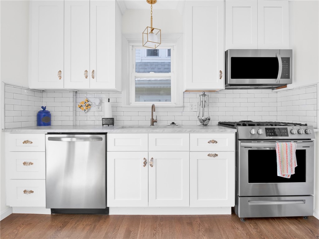 56 Harvard Street Pawtucket, RI 02860 - Photo 16 of 28