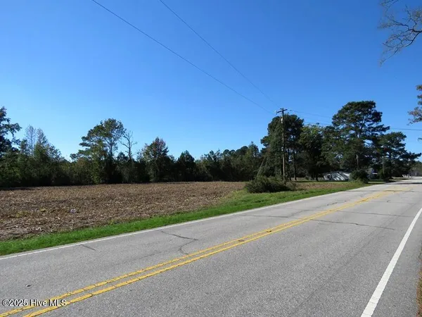 $170,000 | 7 Conway Road, Fair Bluff, NC 28439