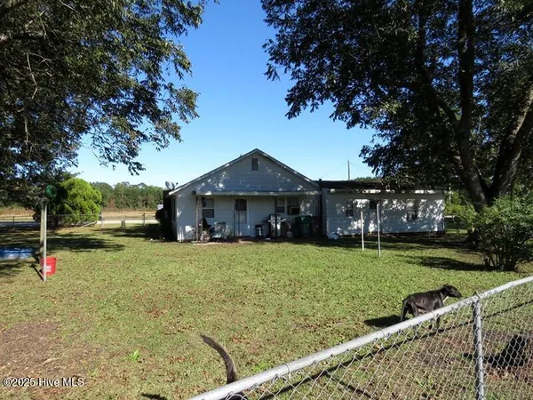 $170,000 | 7 Conway Road, Fair Bluff, NC 28439