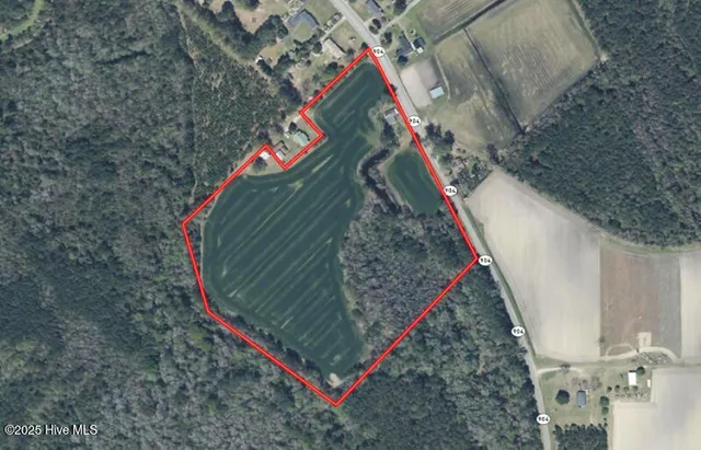 $189,900 | 7 Conway Road, Fair Bluff, NC 28439