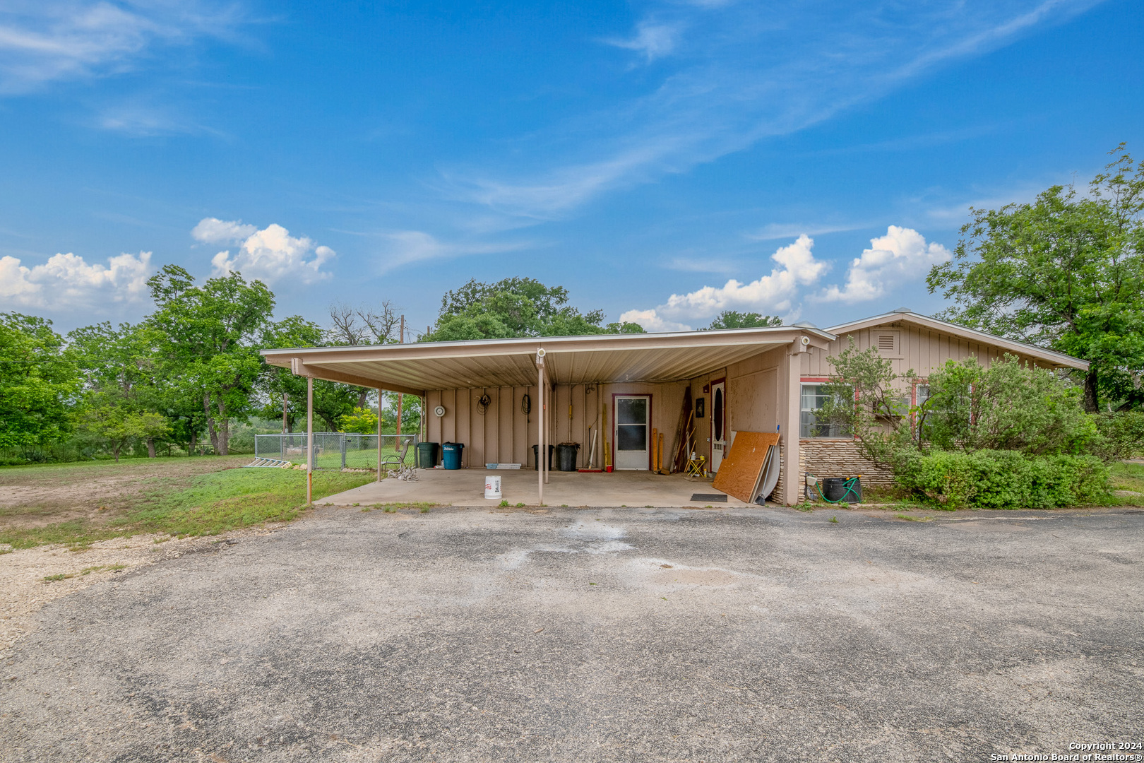 1457 West Ranch Road 1674 Junction, TX 76849 - Photo 23 of 36
