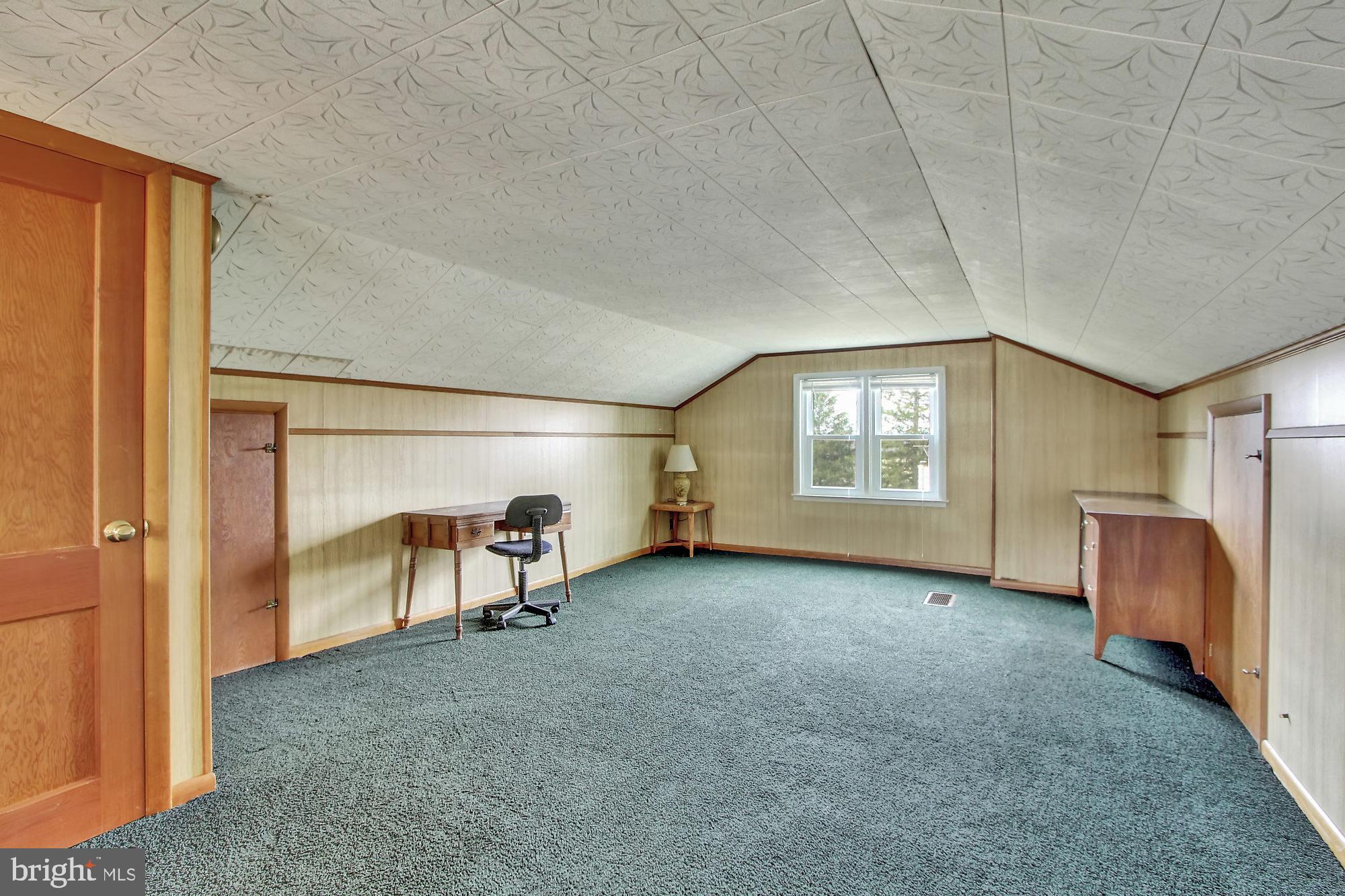 2291 Baker Road York, PA 17408 - Photo 16 of 28 Gallery Image 16