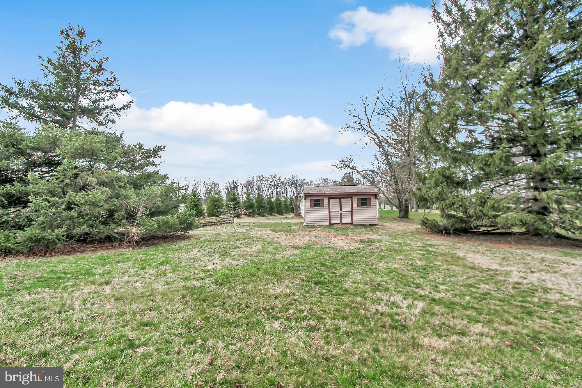 2291 Baker Road York, PA 17408 - Photo 22 of 28 Gallery Image 22