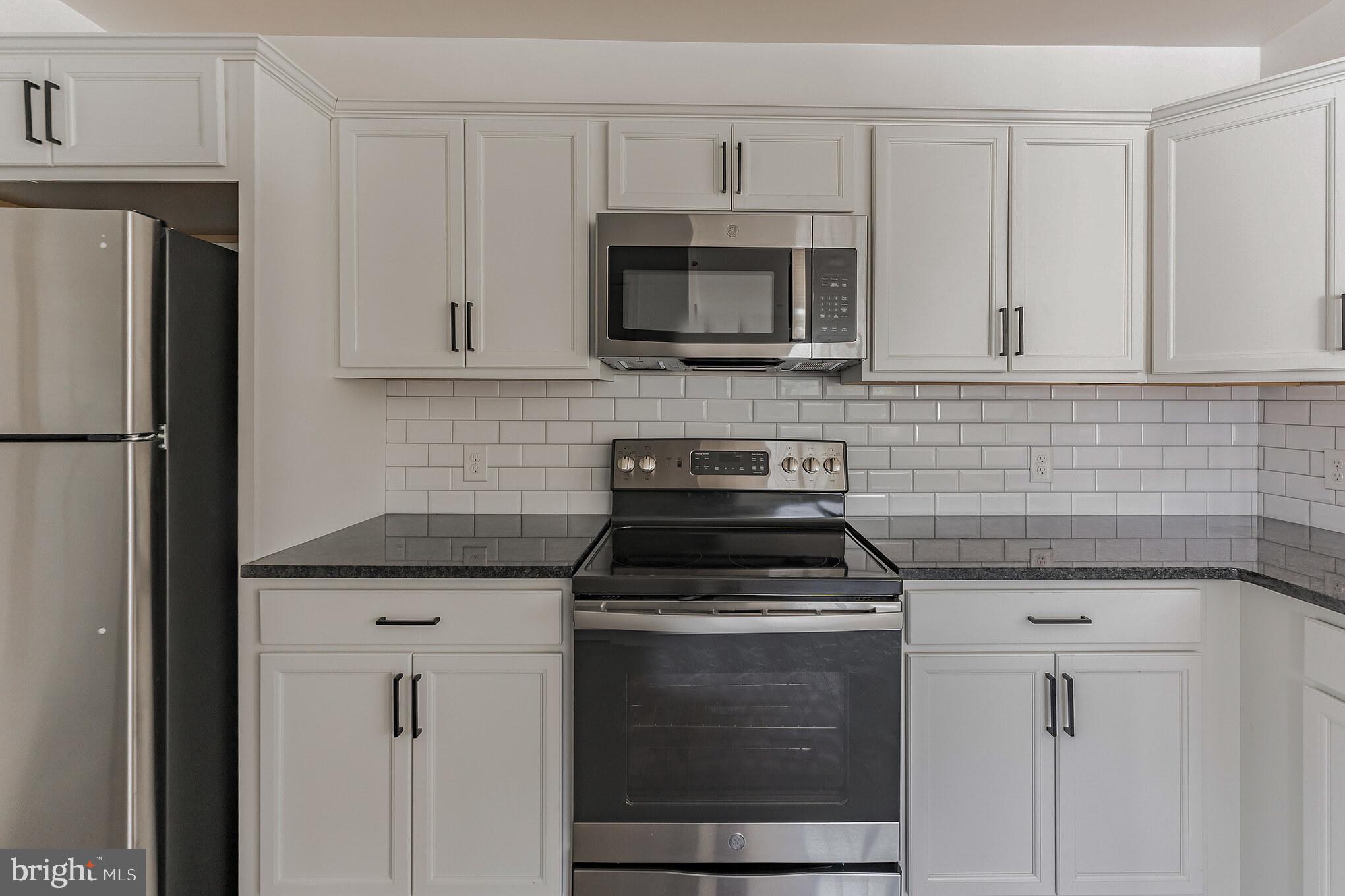 7105 Ridge Avenue, Unit A3 Philadelphia, PA 19128 - Photo 4 of 10