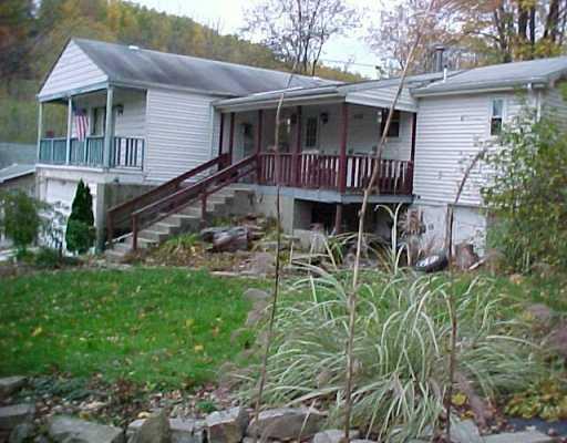 134 Fishpot Road Fredericktown, PA 15333 - Photo 1 of 6 Exterior Front.
