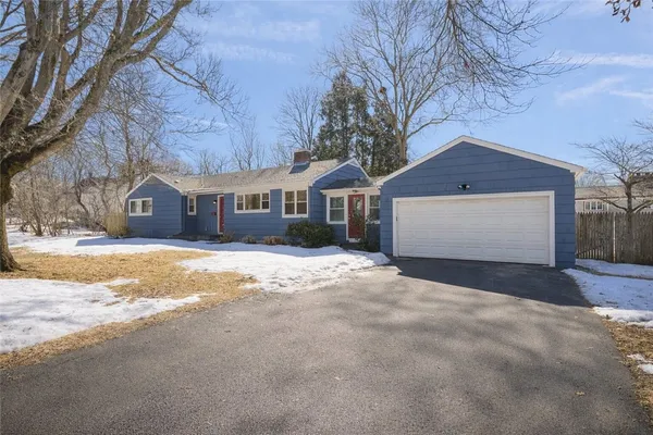 $740,000 | 6 Conway Drive, Barrington, RI 02806
