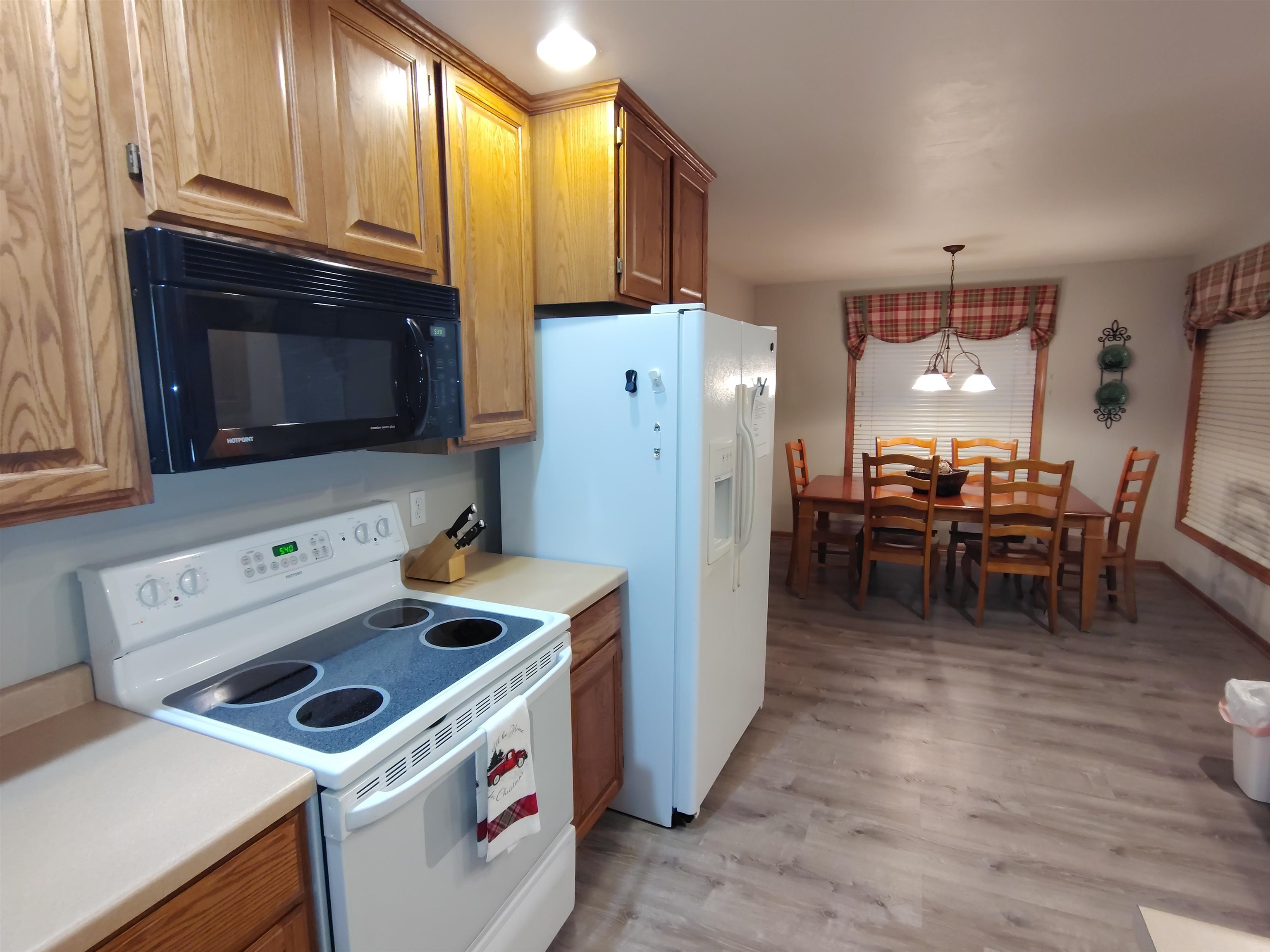 7585 Meadow Ridge Road, Unit J40 Egg Harbor, WI 54209 - Photo 9 of 40