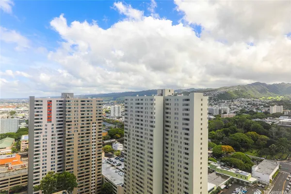$449,000 | 1255 Nuuanu Avenue, Unit E3014, Honolulu, HI 96817