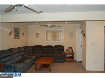 56 Hawk Road Levittown, PA 19056 - Photo 11 of 12 Gallery Image 11