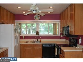 56 Hawk Road Levittown, PA 19056 - Photo 6 of 12 Kitchen