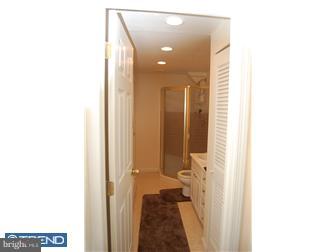 56 Hawk Road Levittown, PA 19056 - Photo 10 of 12 Gallery Image 10