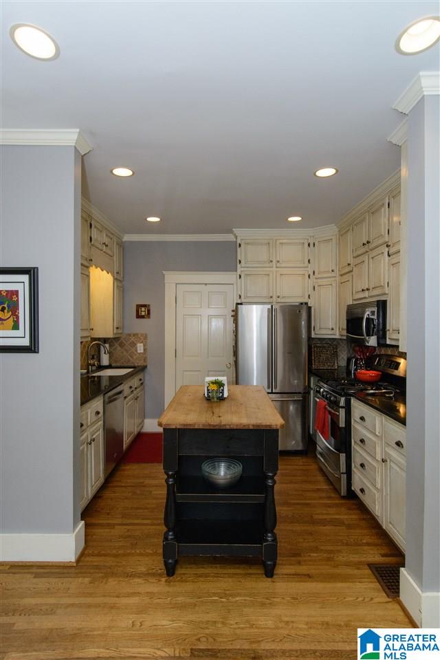 117 Hawthorne Road West Birmingham, AL 35209 - Photo 21 of 40